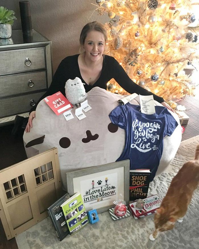 секретный санта билл гейтс, тайный санта билл гейтс, бил гейтс подарки на рождество, билл гейтс пушин