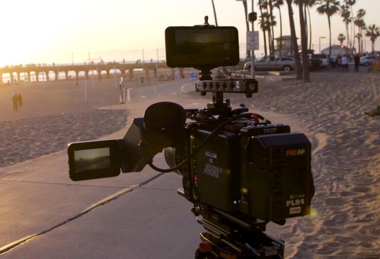 iPhone 7 Plus и Arri Alexa, разница между камерами iPhone 7 Plus и Arri Alexa