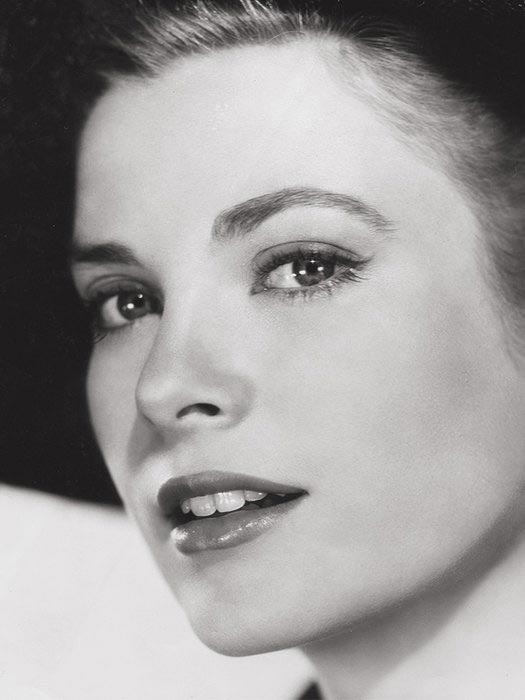 как менялась форма женских бровей за последние 100 лет, эволюция женских бровей