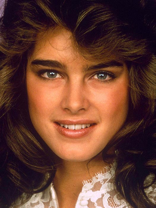 как менялась форма женских бровей за последние 100 лет, эволюция женских бровей