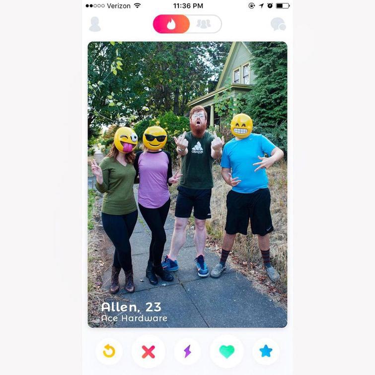 пародируют фотографии в соцсетях, смешно пародируют, пародировать, пародируют пользователей