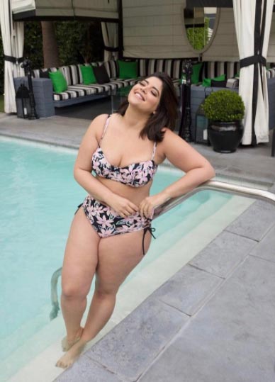 реклама купальников без фотошопа, реклама купальников с реальными женщинами, купальники Target