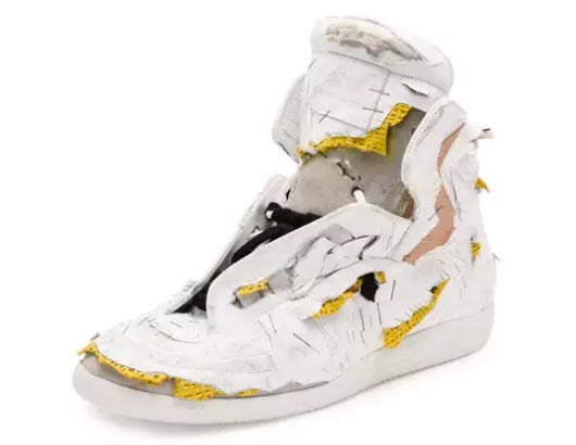 15 самых странных модных вещей 2017 года, оставившие нас в недоумении модные вещи 2017, странные модные вещи 2017, странная мода 2017