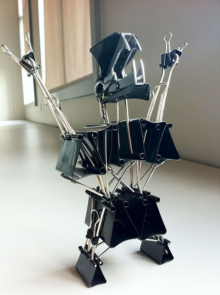 люди скучают на работе, творческим людям скучно на работе