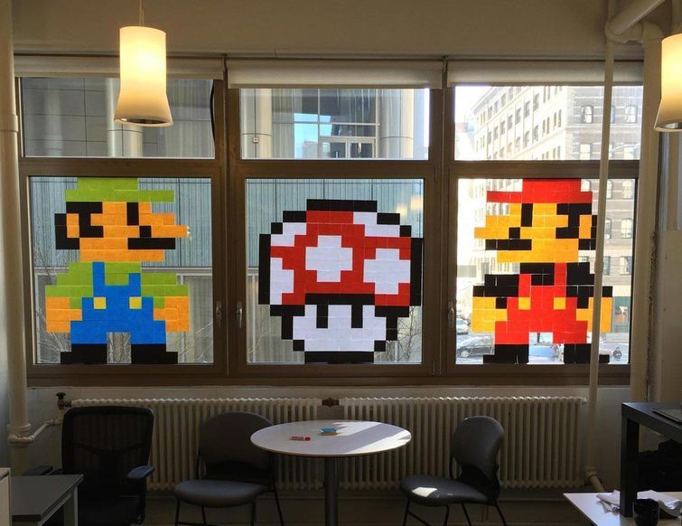 люди скучают на работе, творческим людям скучно на работе