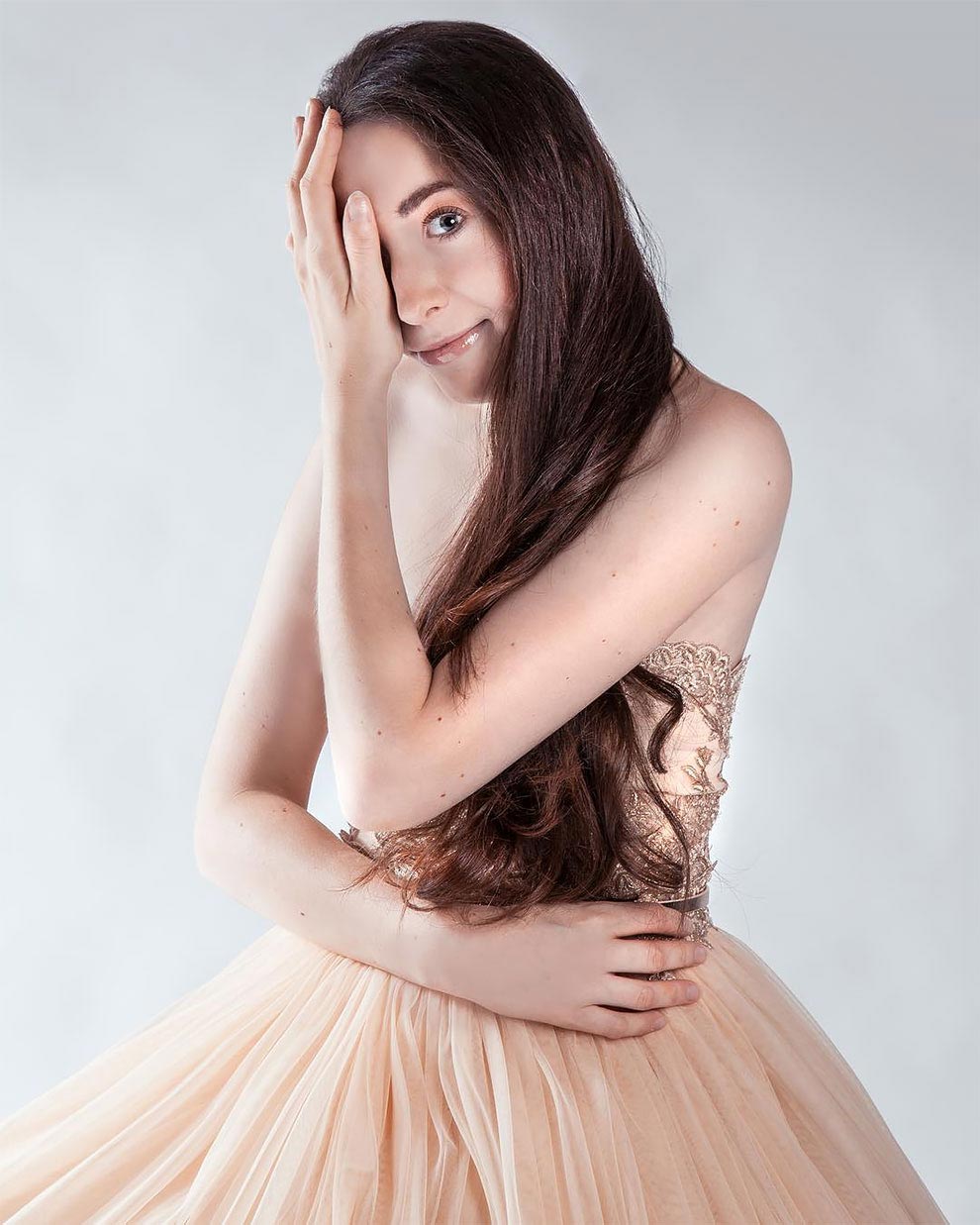 Иванка Данисова, родилась с половиной лица, родилась с красивой половиной лица