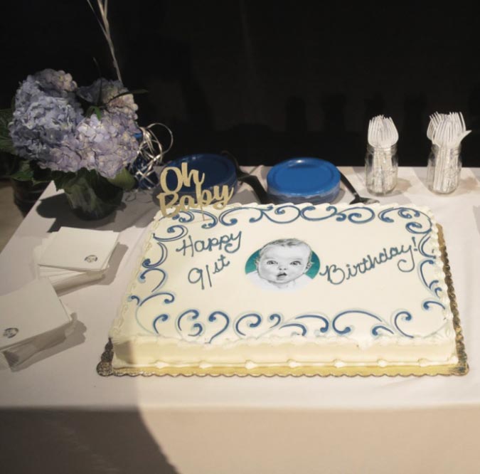 ребенок с детского питания Gerber, как сейчас выглядит ребёнок Gerber, детское питание Gerber ребёнок с упаковки, Энн Тернер Кук