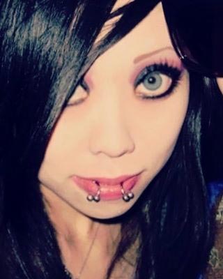 Офелия Вэнити, Ophelia Vanity, из готичной девушки в Барби, девушка превратилась в Барби