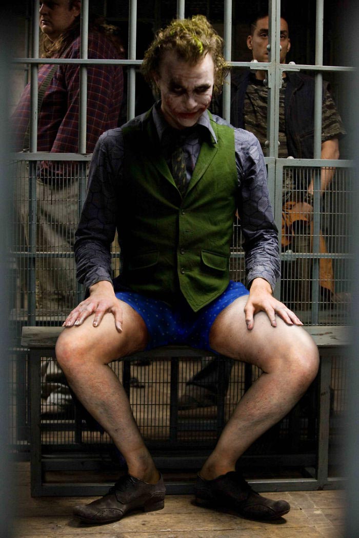 знаменитости без штанов, знаменитости в трусах, персонажи в трусах