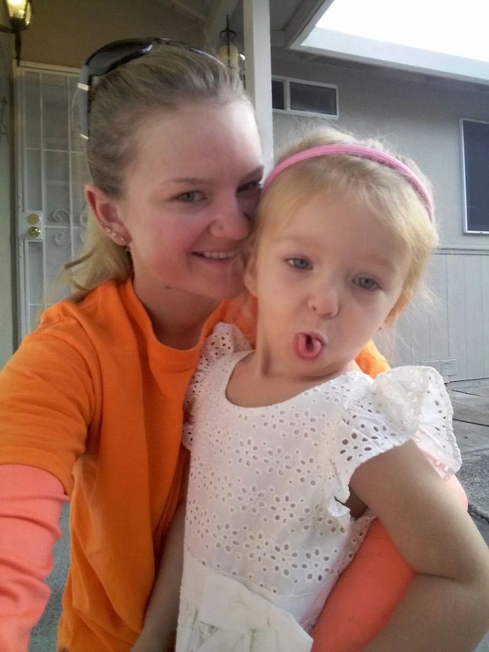 Фотографии людей с депрессией, доказывающие, что они не обязаны выглядеть подавленными депрессия у девушки, депрессия фото, депрессия рассказы, депрессия истории людей, депрессия самоубийство