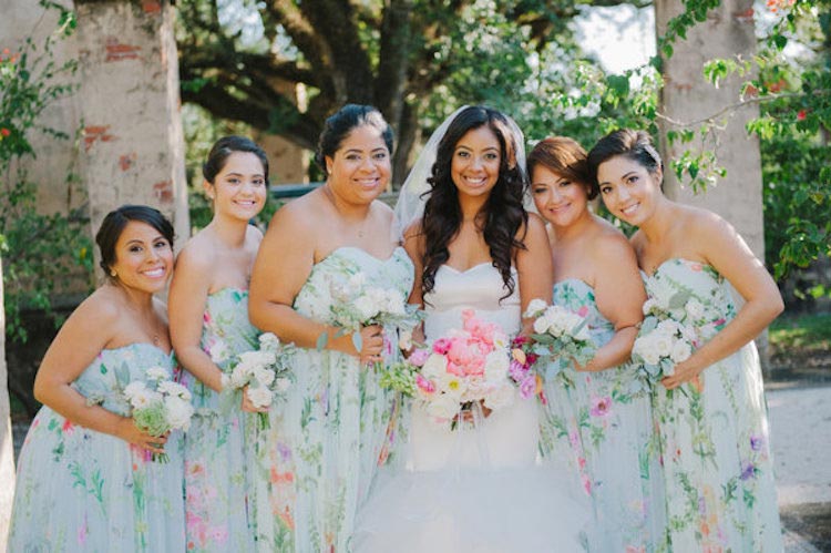 цветочные платья подружек невесты, платья с цветами подружки невесты