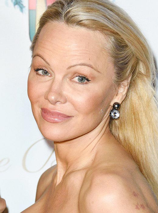  звёзды с неудачной формой бровей, знаменитости с жутким татуажем