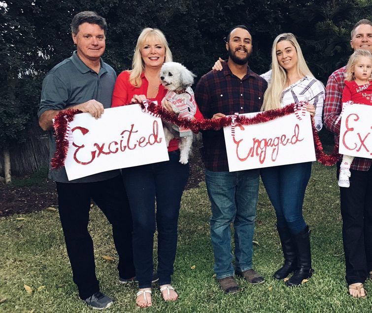 Многие люди увидели себя в рождественской открытке этой семьи и это очень смешно смешная рождественская открытка, смешное рождественское фото, смешные семейные фотографии, смешная фотография Рождество