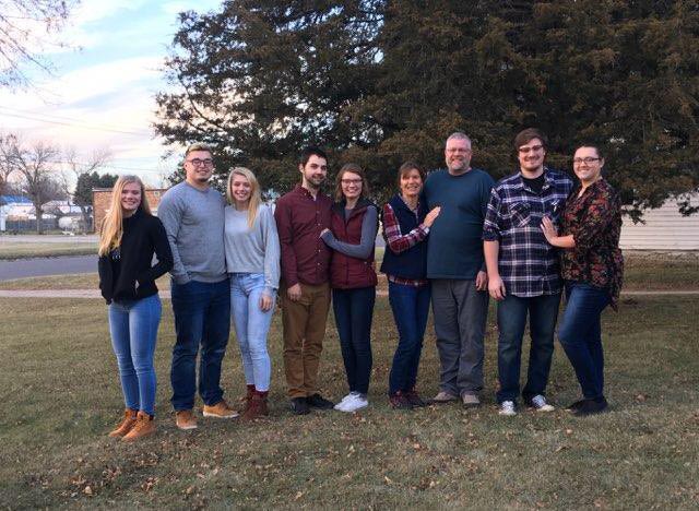 Многие люди увидели себя в рождественской открытке этой семьи и это очень смешно смешная рождественская открытка, смешное рождественское фото, смешные семейные фотографии, смешная фотография Рождество