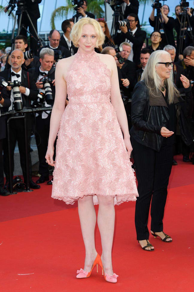 нелепые наряды звёзд, самые безвкусные наряды знаменитостей