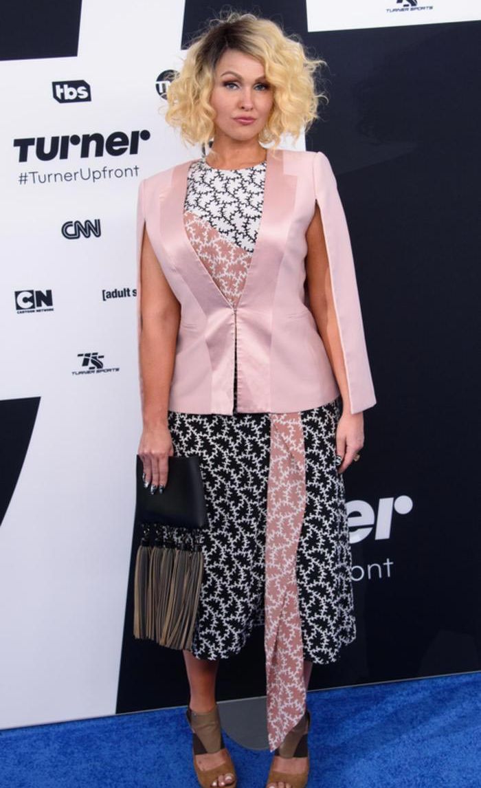 нелепые наряды звёзд, самые безвкусные наряды знаменитостей