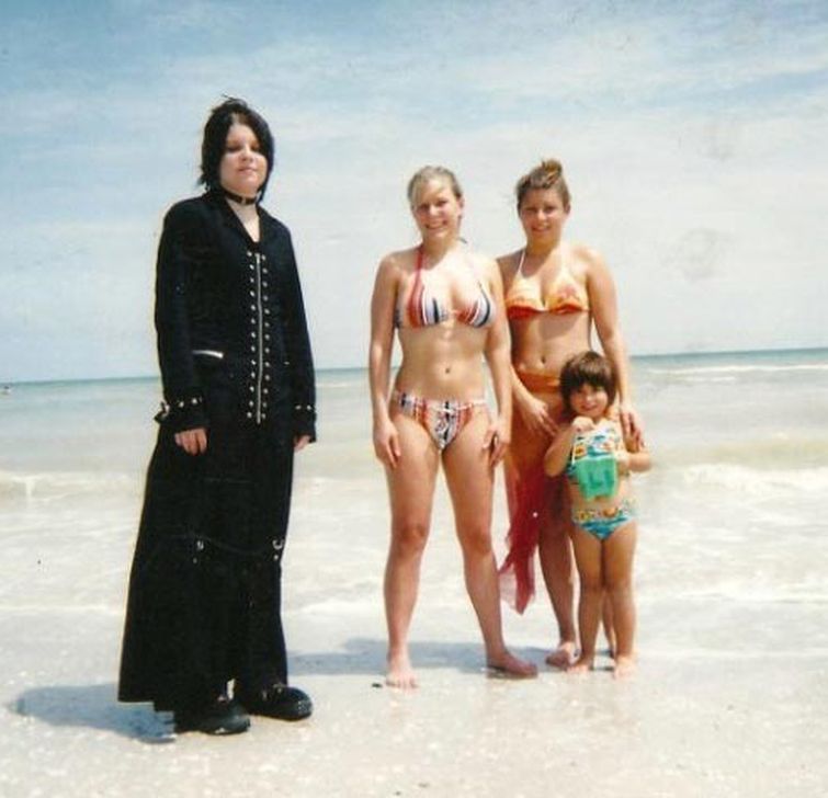 20 странных семейных фотографий, которые вызывают массу вопросов странные семейные фотографии, смешные семейные фотографии