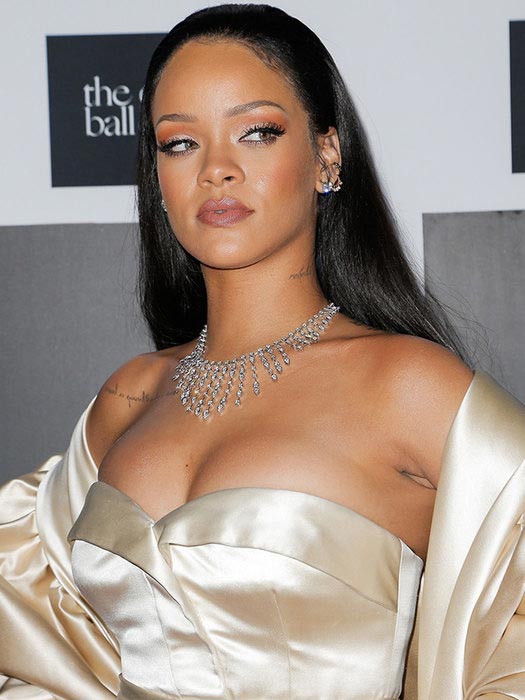 Глюкоза, Рианна и другие звёзды, пострадавшие от своих безумных фанатов звезды ставшие жертвами безумных фанатов, знаменитости пострадавшие от своих фанатов