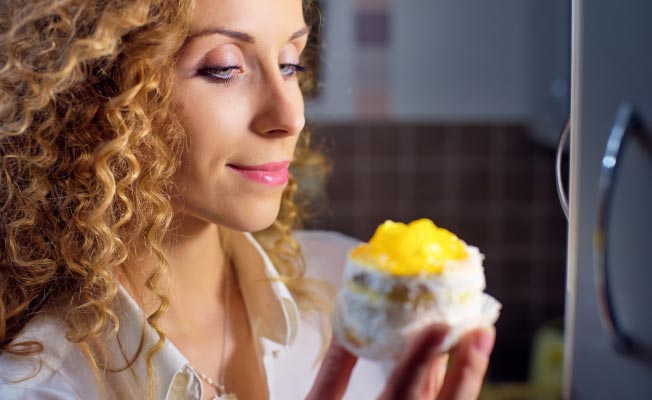 Есть всё с хлебом и другие вредные пищевые привычки россиян, ставшие традиционными вредные пищевые привычки россиян, почему русские всё едят с хлебом