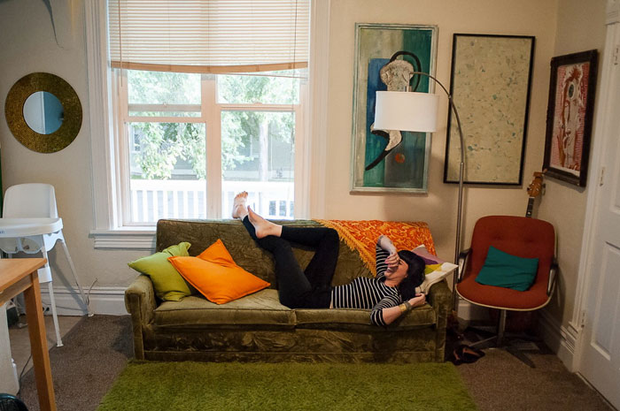 Фотограф стоит голым перед своими моделями, Тревор Кристенсен, Trevor Christensen