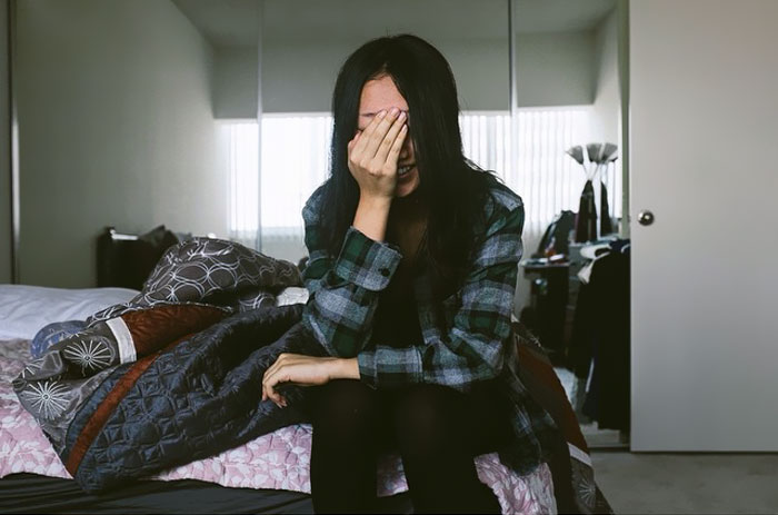 Фотограф стоит голым перед своими моделями, Тревор Кристенсен, Trevor Christensen