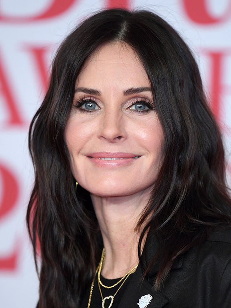 пластические операции звёзд, секрет молодости знаменитостей 