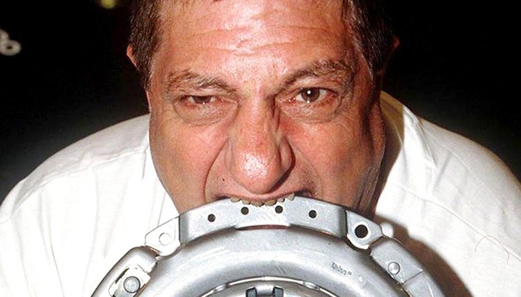 люди со сверхспособностями, реальные люди с нереальным способностями.