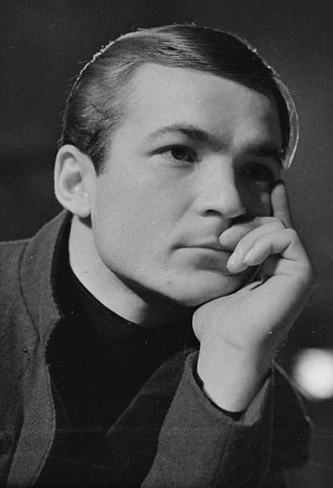 6 российских знаменитостей, которые выросли в детском доме русские звёзды выросшие в детском доме, советские знаменитости выросшие в детском доме