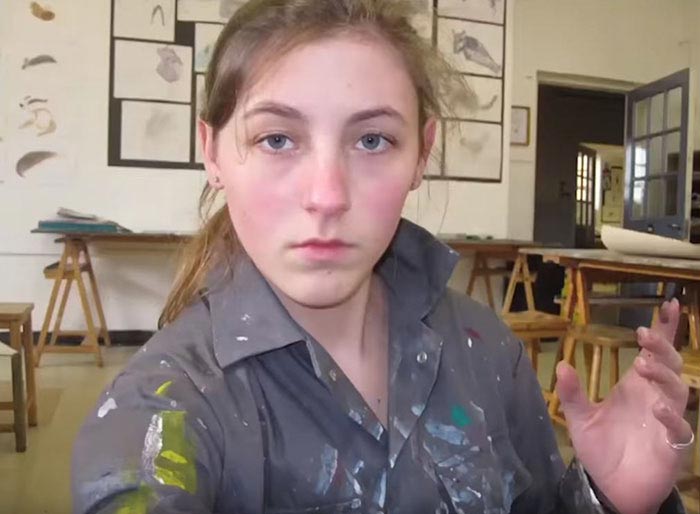 Девушка делала селфи каждый день в течение 8 лет, Eadington