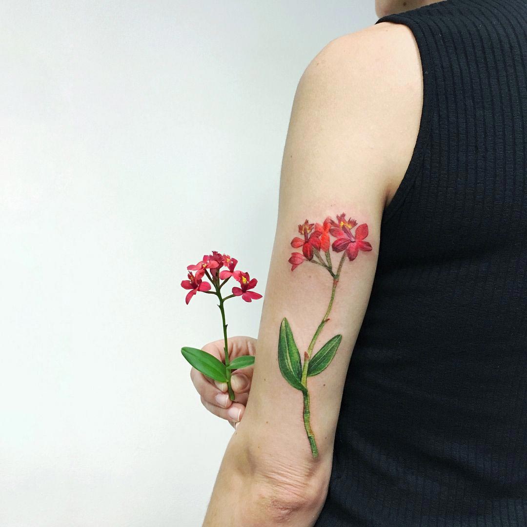 25 утончённых татуировок, которые созданы для тех, кто нежно любит весну. н...