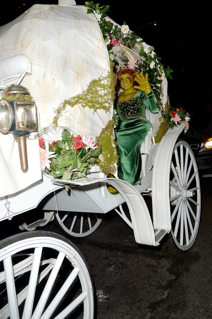 Хайди Клум показала костюм 2018 года, Хайди и её бойфренд Том Каулитц превратились в Шрека и Фиону