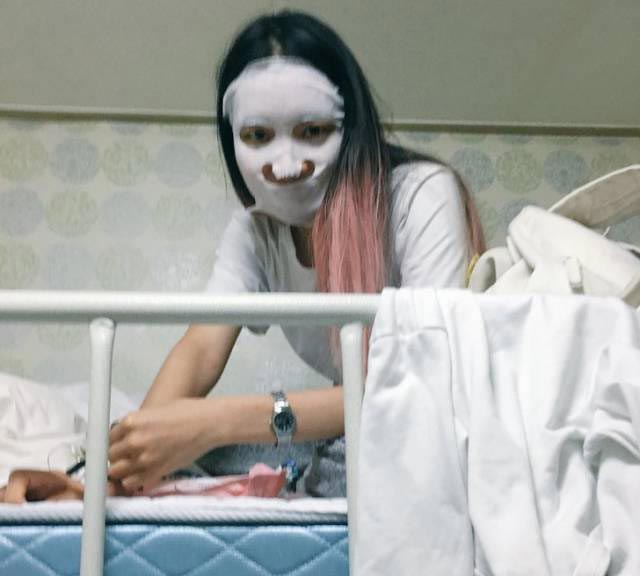 20 смешных доказательств того, насколько тяжело быть девушкой тяжело быть девушкой, смешные случаи девушки, смешные девушки, смешные фото из жизни девушек