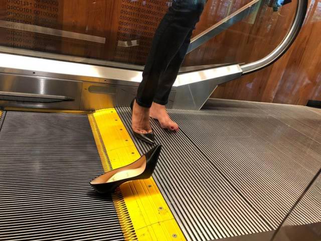 20 смешных доказательств того, насколько тяжело быть девушкой тяжело быть девушкой, смешные случаи девушки, смешные девушки, смешные фото из жизни девушек