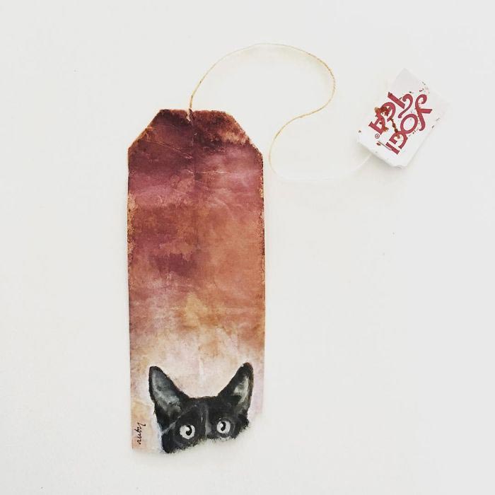 Художница использует чайные пакетики как полотна для картин, Раби Силвиаус, Ruby Silvious