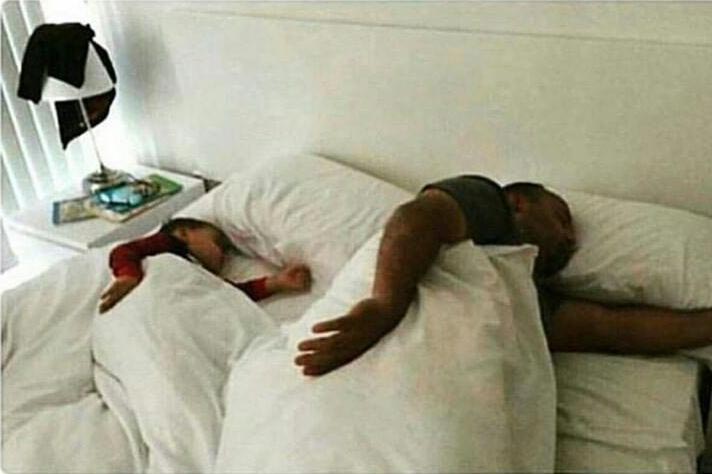 сходства детей и родителей, одинаковые родители и дети, сходства родителей и детей, дети выглядят как родители