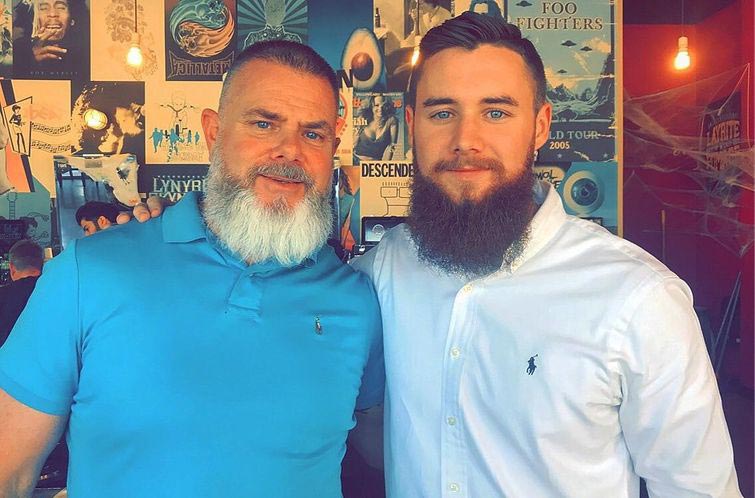 сходства детей и родителей, одинаковые родители и дети, сходства родителей и детей, дети выглядят как родители