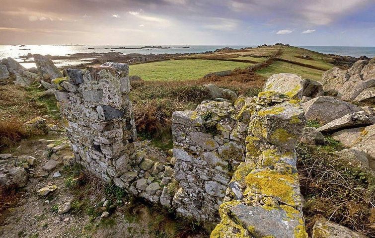 дом для интровертов, дом на Лиху, остров Лиху, дом на острове, дом на острове Лиху