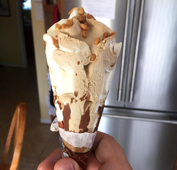 люди делятся неожиданными находками, удивительные находки