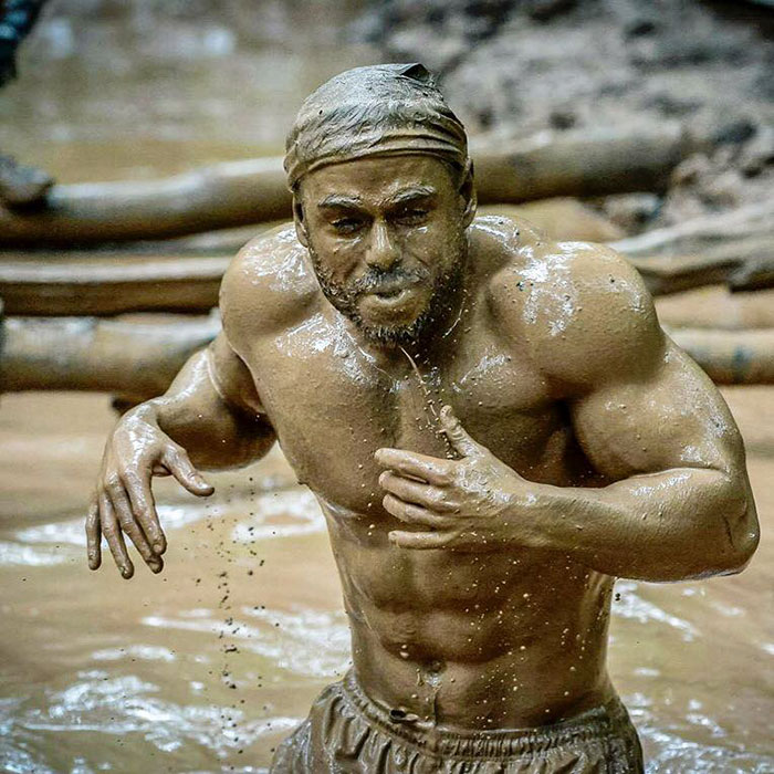 Росс Эджли 5 месяцев плавал вокруг Британии и то, что он перенёс, заставит вас вздрогнуть Росс Эджли 5 месяцев плавал вокруг Британии, Росс Эджли, Ross Edgley, Росс Эджли 2800 км, считается первым человеком который обогнул Великобританию вплавь