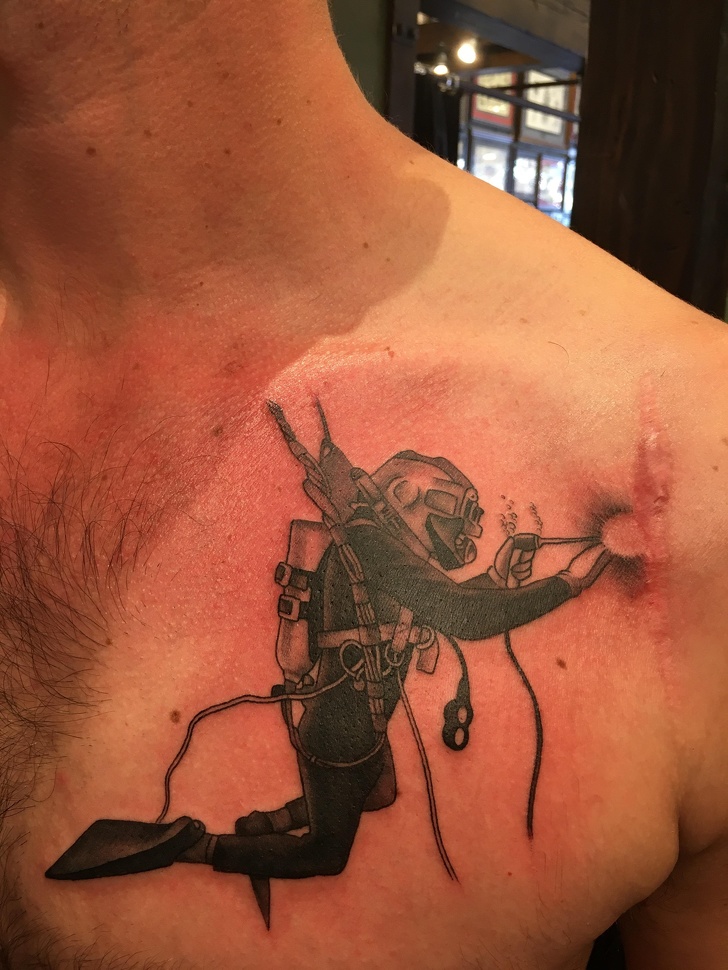 28 татуировок, которые очень изящно скрыли шрамы, которые расстраивали их в...