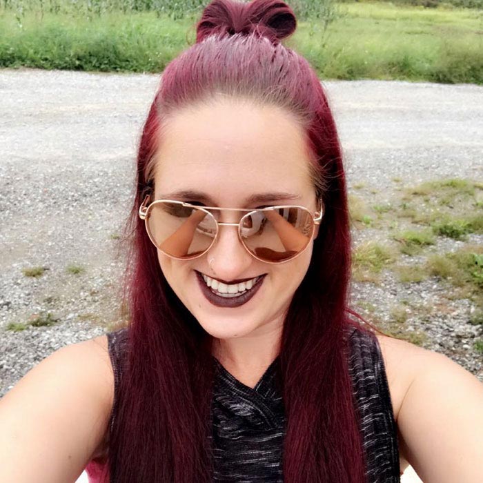 зелёное платье на съёмку в школе, день съёмки в школе зелёное платье, платье на день съёмки в школе