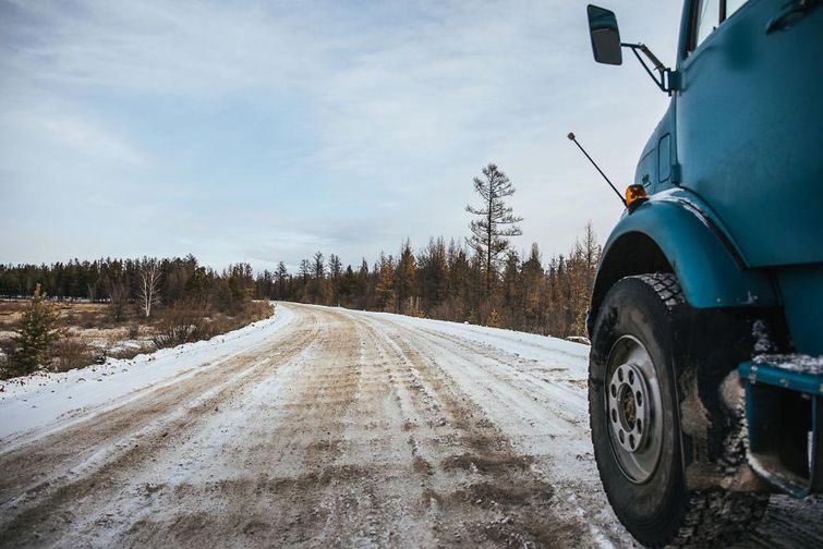 путешествие на фургоне, путешествие на грузовике, семейное путешествие, путешествие семьи