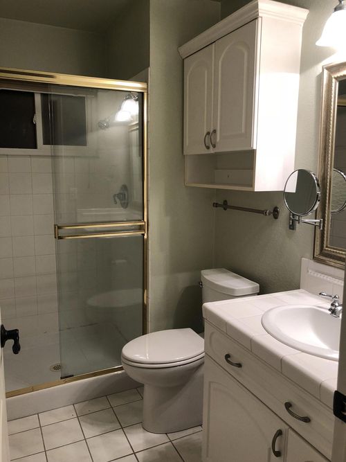 послание от бывших владельцев дома, сообщение от бывших владельцев дома, ремонт в ванной сюрприз