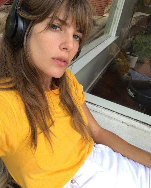 модели в непринужденной обстановке, модели без макияжа, модели не на работе, не накрашенные модели