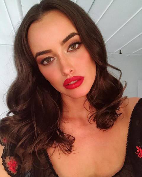 модели в непринужденной обстановке, модели без макияжа, модели не на работе, не накрашенные модели