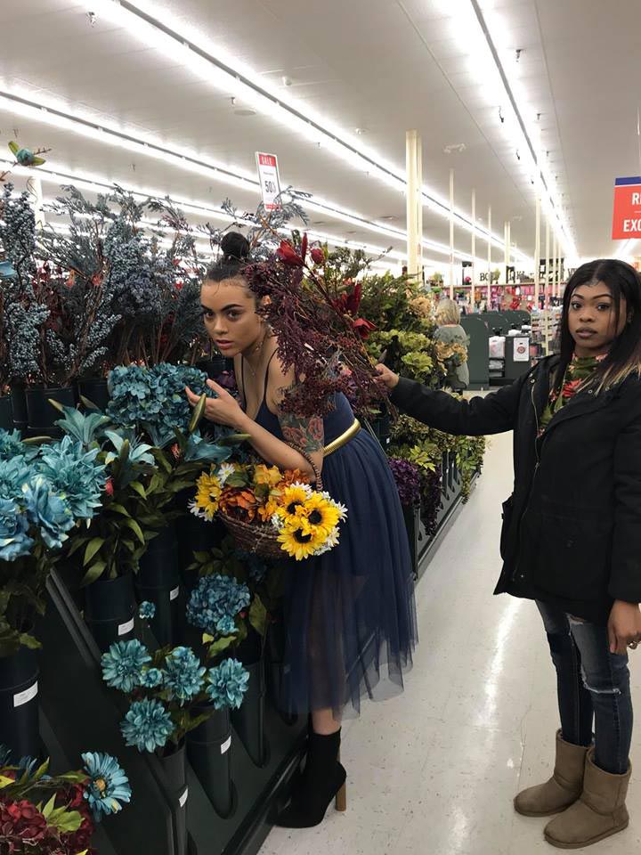 красивые снимки в супермаркете, красивая фотосессия в супермаркете, модели снимаются в супермаркете, фотографии моделей супермаркет