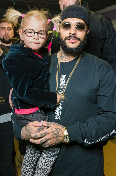 «Big Love Show—2018»: чем удивила Ольга Бузова, а также другие звёзды российской эстрады Big Love Show—2018, Big Love Show Ольга Бузова