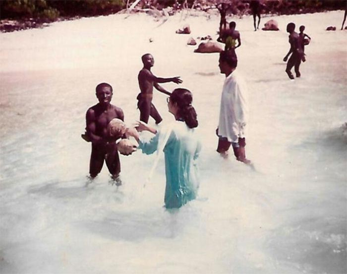 Мадхумала Чаттопадхай, Madhumala Chattopadhyay, сентинельцы, контакт с сентинельцами