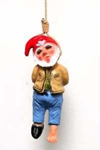 25 самых дурацких ёлочных игрушек, которые одновременно смешат и пугают странные ёлочные игрушки, жуткие ёлочные игрушки, нелепые ёлочные игрушки