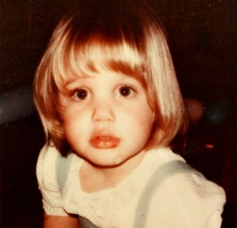 узнать звёзд на детских фотографиях, узнать звёзд по детским фотографиям, угадать звёзд по детским фотографиям